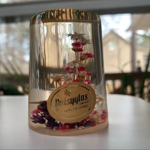 Daisyglas Flower Lucite Paperweight Vintage
